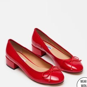 Cherish Red Patent shoes STEVE MADDEN SZ 7